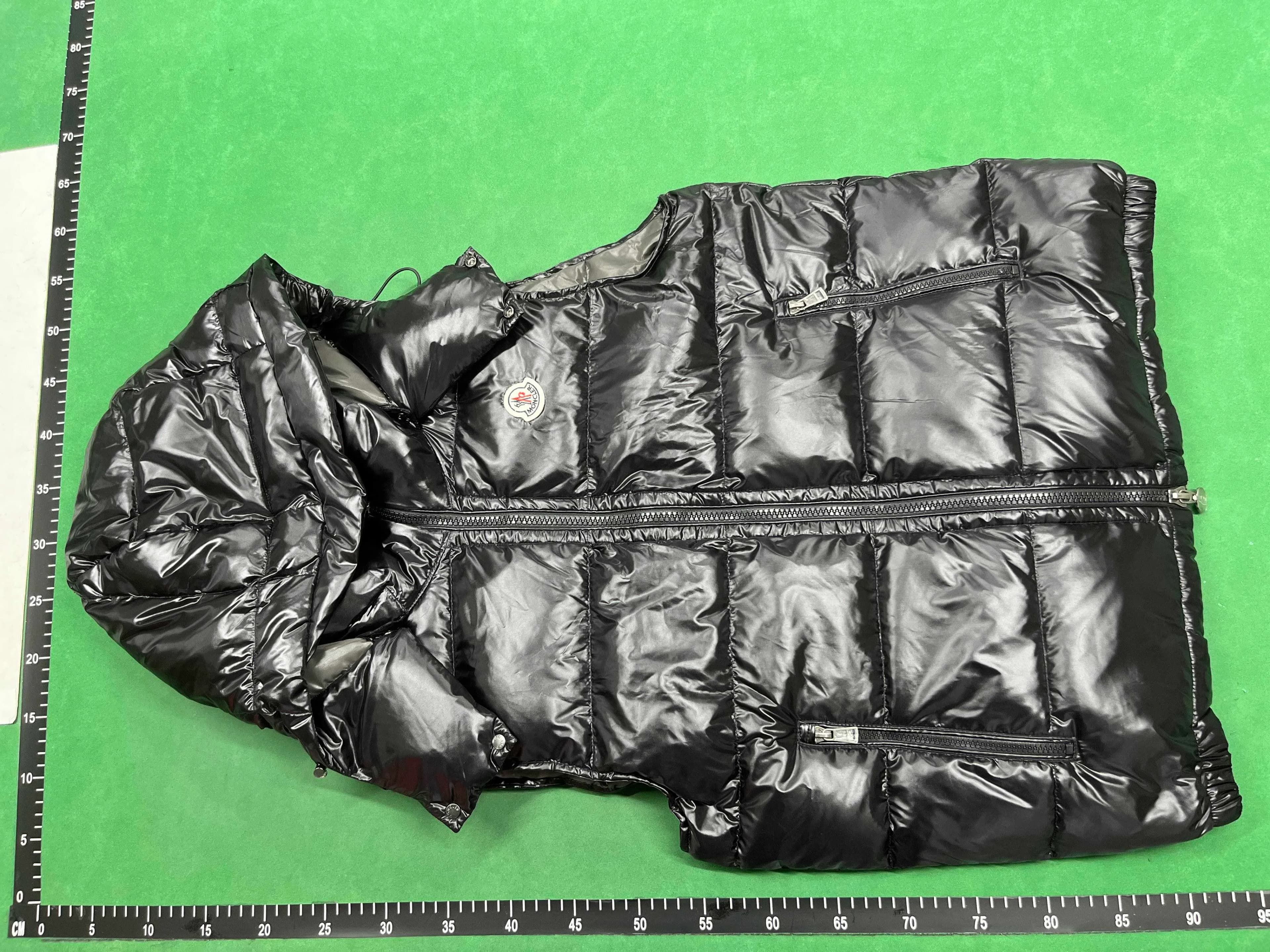 Moncler vest - CNFans Spreadsheet catalog entry