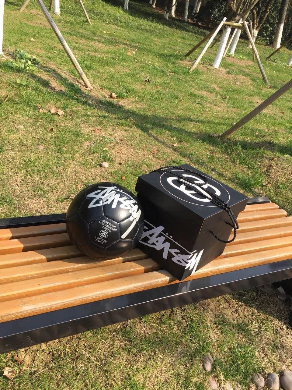 19 stussy ， PU